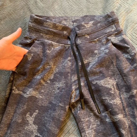 Ready to Rulu Joggers - Picture 5 of 8